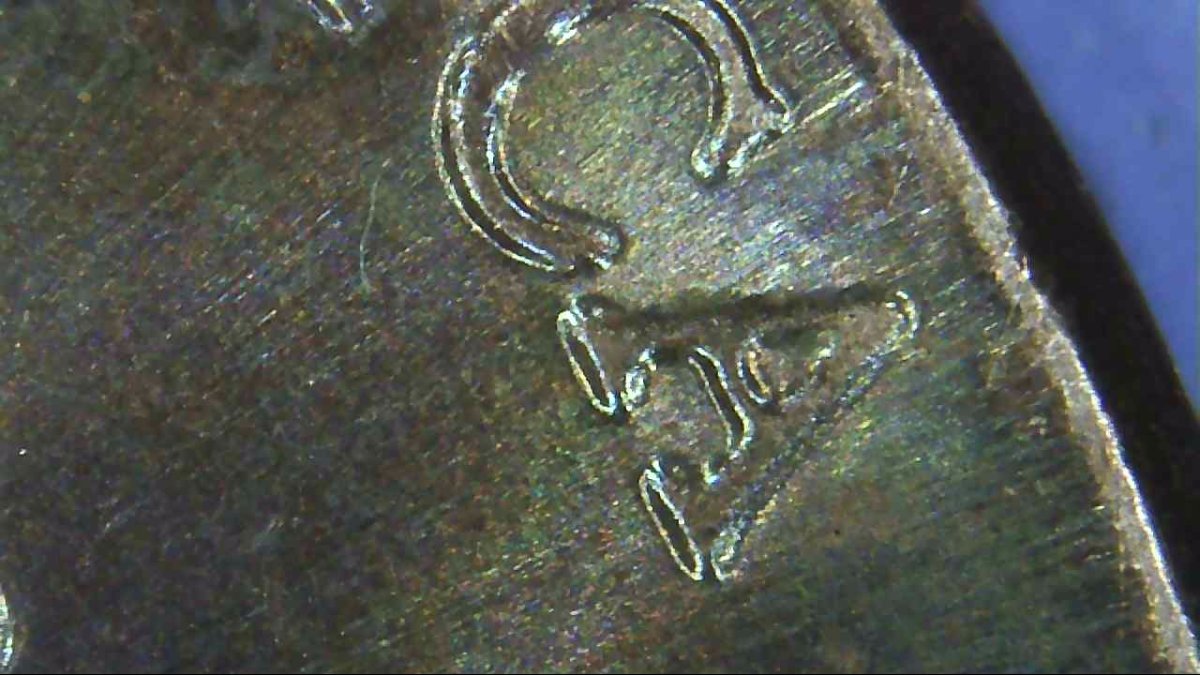 Help!!-2017-D-Penny-Very-Interesting-Coin-Die-Deterioration?-MD?-DDR?